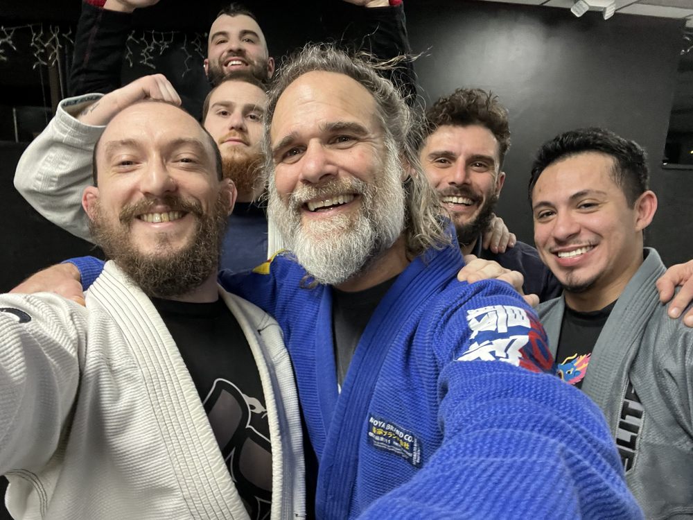 Move Jiu Jitsu Academy Logo