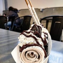 Sweet Rolled Tacos - Cookies n cream taco