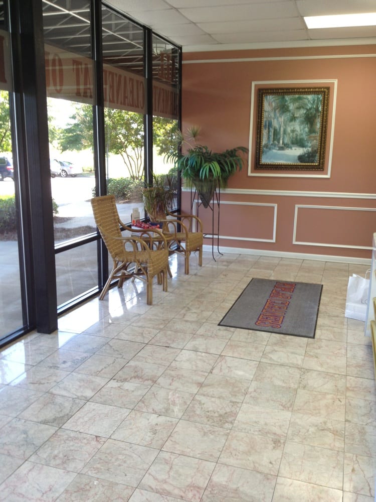 POPLAR CLEANERS Updated September 2024 13 Reviews 359 W