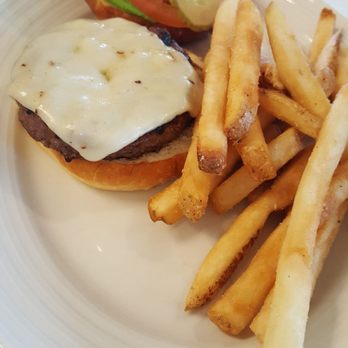 Heartwood at Longleaf - Burger - New American Near Me - Southern Pines, North Carolina Heartwood at Longleaf - Burger - New American Near Me - Southern Pines, North Carolina