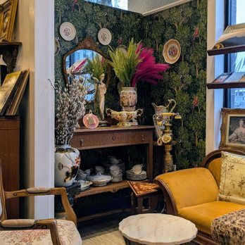 Café Raphaël - Cafes Near Me - Ottawa, Ontario