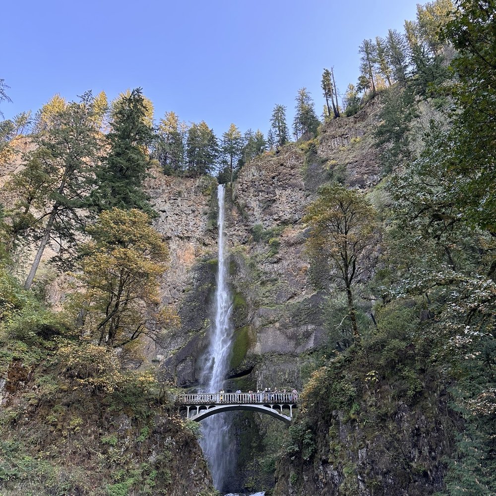 Multnomah Falls - Hiking Near Me - Bridal Veil, Oregon Multnomah Falls - Hiking Near Me - Bridal Veil, Oregon