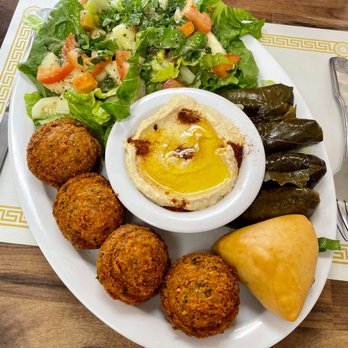 Hanna Garden - Appetizer platter - Mediterranean Near Me - San Diego, California Hanna Garden - Appetizer platter - Mediterranean Near Me - San Diego, California