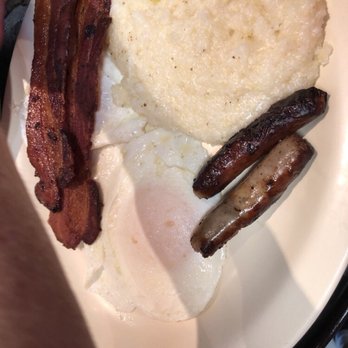 Bigun's Bar-B-Que - Breakfast special - Barbeque Near Me - Brooksville, Florida