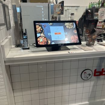 bb.q Chicken - One monitor for the whole restaurant took forever to order and forever to get our food almost an hour - Chicken Shop Near Me - Vienna, Virginia bb.q Chicken - One monitor for the whole restaurant took forever to order and forever to get our food almost an hour - Chicken Shop Near Me - Vienna, Virginia