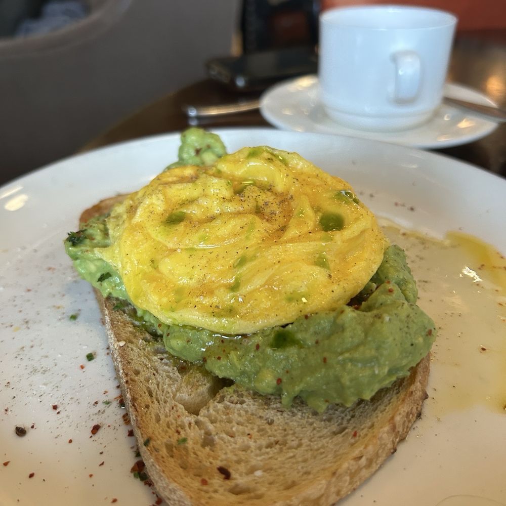 Roxy Bar - Avocado toast - Breakfast & Brunch Near Me - New York, New York Roxy Bar - Avocado toast - Breakfast & Brunch Near Me - New York, New York