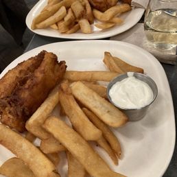 Split order of fish and chips were delicious Split order of fish and chips were delicious