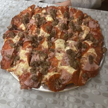 Melting Pot Pizza - Meat Meatlovers - Pizza Near Me - Front Royal, Virginia