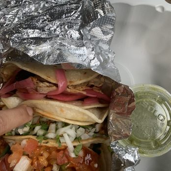 La Casa de Los Tacos - Cochinita Pibil, Carnitas , Pescado/Fish (spicy). - Tacos Near Me - Secaucus, New Jersey La Casa de Los Tacos - Cochinita Pibil, Carnitas , Pescado/Fish (spicy). - Tacos Near Me - Secaucus, New Jersey