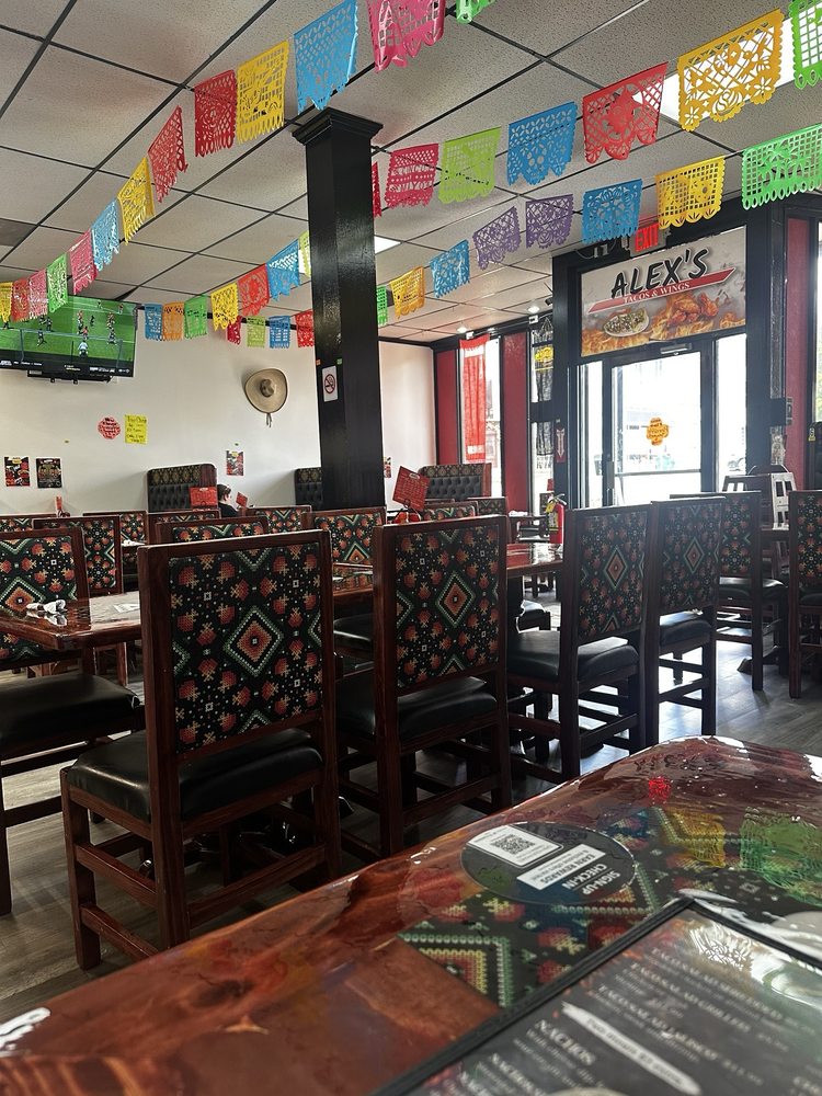 Alex's Tacos and Wings