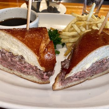 Houston's Restaurant - Famous French Dip Au Jus - New American Near Me - Irvine, California Houston's Restaurant - Famous French Dip Au Jus - New American Near Me - Irvine, California