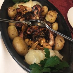 Alma Lusa - Grilled Octopus