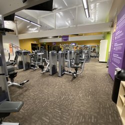 Anytime Fitness - Machine Area