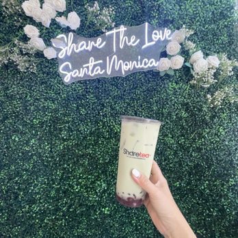 Sharetea - Matcha Red Bean Milk Tea - Bubble Tea Near Me - Santa Monica, California