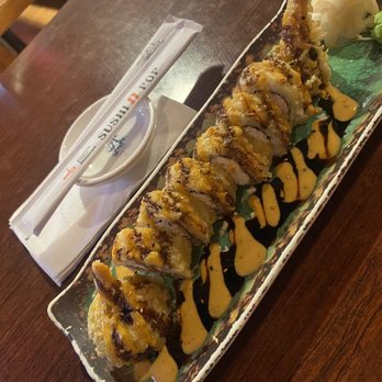 Sushi N Pop - Golden Dragon Roll - Sushi Bars Near Me - Fresno, California Sushi N Pop - Golden Dragon Roll - Sushi Bars Near Me - Fresno, California