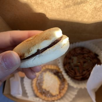 Chocolatier Barrucand - S'mores - The Best - Desserts Near Me - Concord, North Carolina Chocolatier Barrucand - S'mores - The Best - Desserts Near Me - Concord, North Carolina