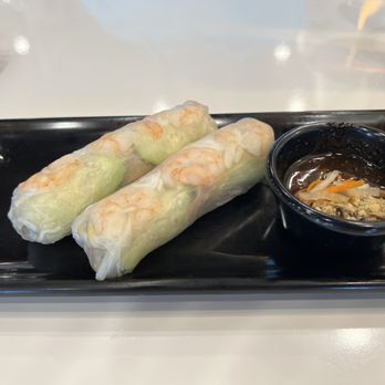 Phở Nhớ - K1. spring rolls (2pcs) - Noodles Near Me - Albuquerque, New Mexico