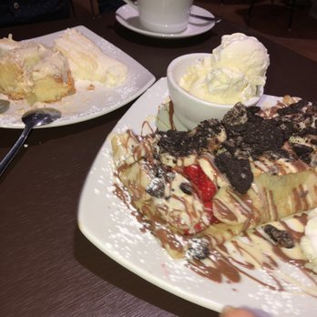 D-Spot Dessert Cafe - Desserts Near Me - Toronto, Ontario