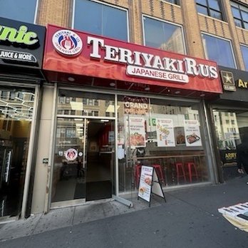 Teriyaki R Us - Outside of restaurant - Seafood Near Me - Bronx, New York