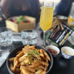 Gon Bui Restaurant Bar