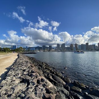 Ala Moana Beach - Beaches Near Me - Honolulu, Hawaii Ala Moana Beach - Beaches Near Me - Honolulu, Hawaii