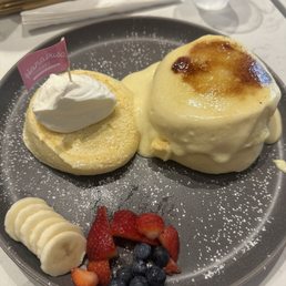 Custard pancakes