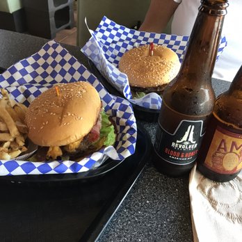 Daddio's Burger - Burgers Near Me - Beaumont, Texas Daddio's Burger - Burgers Near Me - Beaumont, Texas
