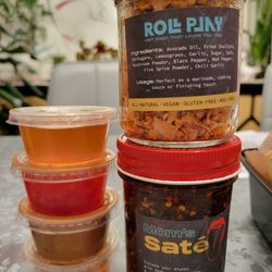 Roll Play - Sauce and condiments