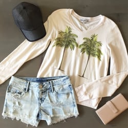 Flight Boutique - Wildfox sweater!