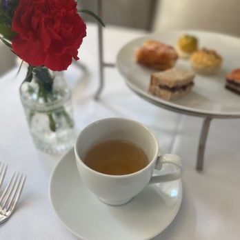 Courtyard Tea Room - White peony tea - Tea Rooms Near Me - Boston, Massachusetts Courtyard Tea Room - White peony tea - Tea Rooms Near Me - Boston, Massachusetts