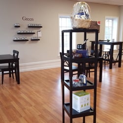 Dominion Tea - Tea Accessories and Seating at Dominion Tea Purcellville Tasting Room