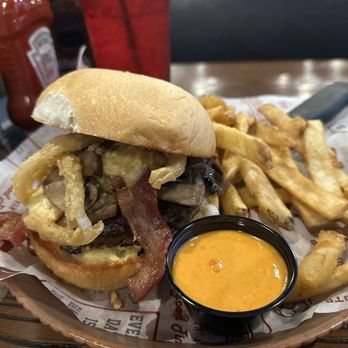 Mugshots Grill and Bar - Liz's Parm-a-geddon! - American Near Me - Hattiesburg, Mississippi