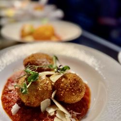 J & S Italian Villa