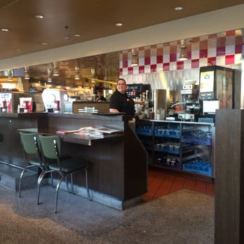Bob's Big Boy Broiler - Cindy is the best!! Best service please come check this place out !! - American Near Me - Downey, California