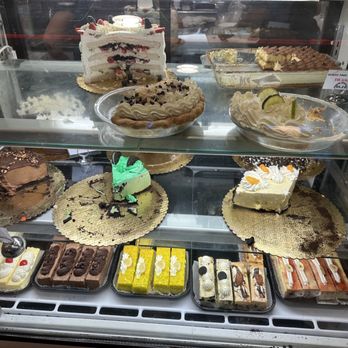Rick's Dessert Diner - Pies and other items - Desserts Near Me - Sacramento, California