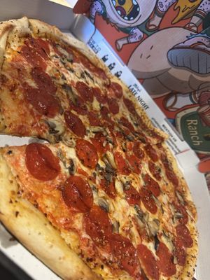 Mikey's Late Night Slice by null