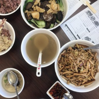 Mama Lee - Chinese Near Me - Bayside, New York