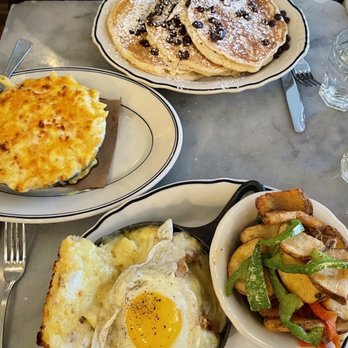 Jacob's Pickles - Classic Mac & Cheese, Chocolate Chip Banana Pancakes - Comfort Food Near Me - New York, New York Jacob's Pickles - Classic Mac & Cheese, Chocolate Chip Banana Pancakes - Comfort Food Near Me - New York, New York