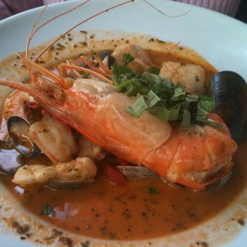 26 Beach Restaurant - Cioppino--Check out that Prawn! - New American Near Me - Venice, California
