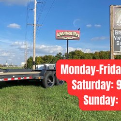 Advantage RVs & Trailers - Hours