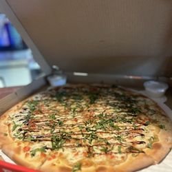 Larkspur Pizzeria & Cafe’ - Margarita pizza