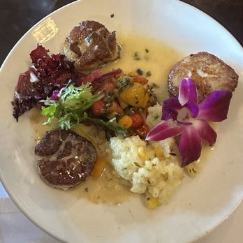 Wild Garlic Grill - Scallop appetizer, risotto and fun - French Near Me - Tucson, Arizona