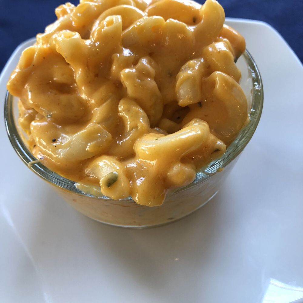 Minton's 760 - A Side of Mac and Cheese with sriracha. Trust me, it's amazing. - New American Near Me - Kentucky, Kentucky Minton's 760 - A Side of Mac and Cheese with sriracha. Trust me, it's amazing. - New American Near Me - Kentucky, Kentucky