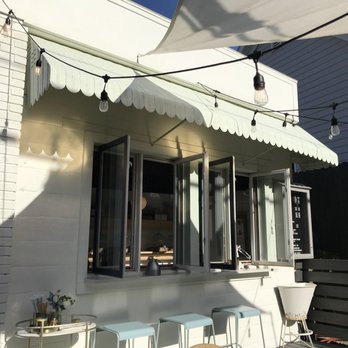 Sessions Stand - Patisserie/Cake Shop Near Me - Marietta, Georgia Sessions Stand - Patisserie/Cake Shop Near Me - Marietta, Georgia