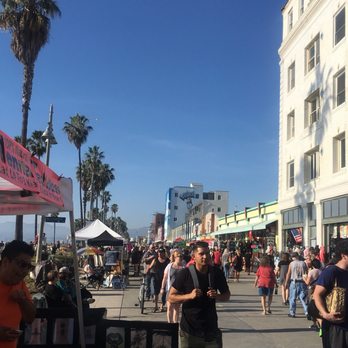 Venice Beach Boardwalk - Beaches Near Me - Venice, California Venice Beach Boardwalk - Beaches Near Me - Venice, California