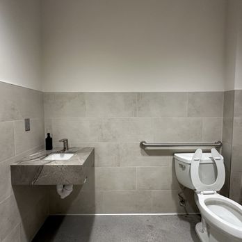 Couve Specialty Coffee - Clean minimalist restroom; 1 of 2 gender neutral on site. - Coffee Roasteries Near Me - Las Vegas, Nevada Couve Specialty Coffee - Clean minimalist restroom; 1 of 2 gender neutral on site. - Coffee Roasteries Near Me - Las Vegas, Nevada