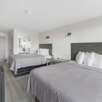 Tremont Hotel - Hotels Near Me - Bronx, New York