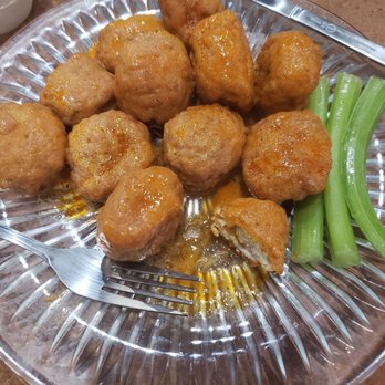 Starz Grille - Boneless Buffalo wings - American Near Me - Shallotte, North Carolina