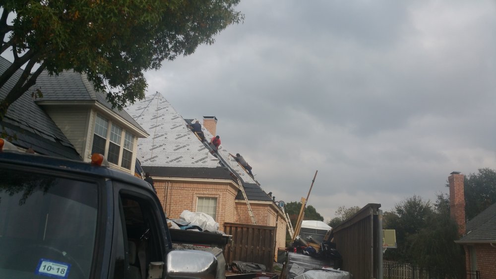 Slide of Humberto's Roofing Service