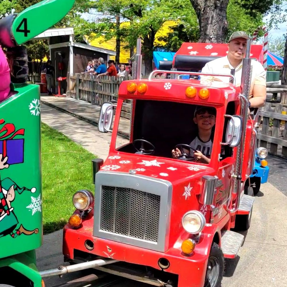Santa's Village - Zoos Near Me - East Dundee, Illinois Santa's Village - Zoos Near Me - East Dundee, Illinois